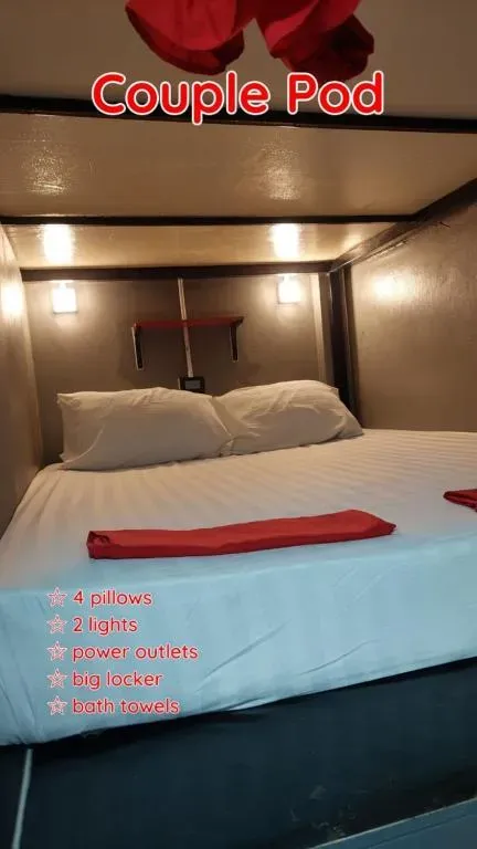 Bed in Mixed Dormitory Room